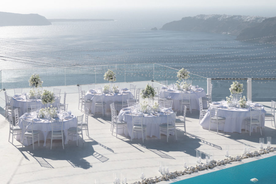 HEIRATEN WIE DIE GÖTTER – Santorini wird zum Hochzeits-Hotspot!